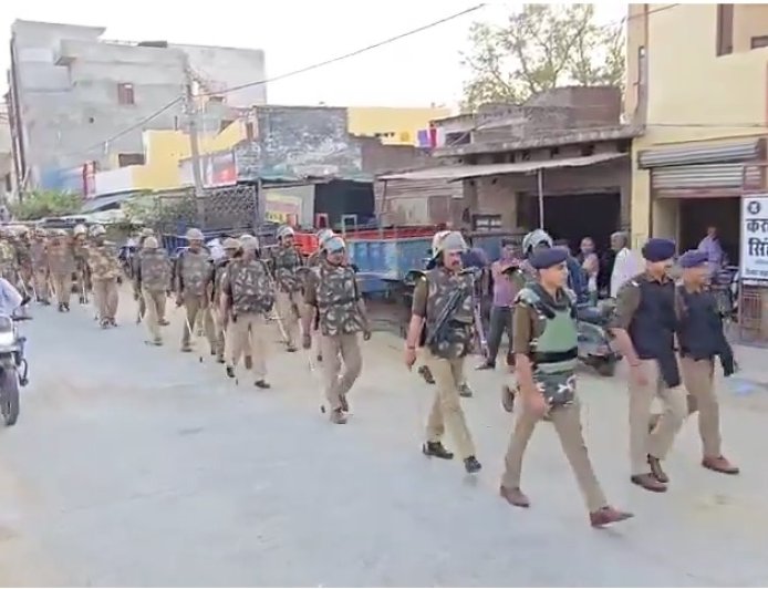 Auraiya police petroling during holi festivle